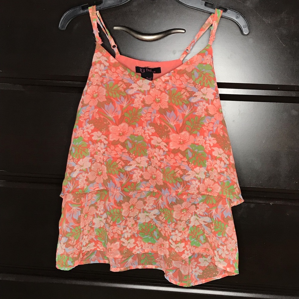Pink floral tank top!